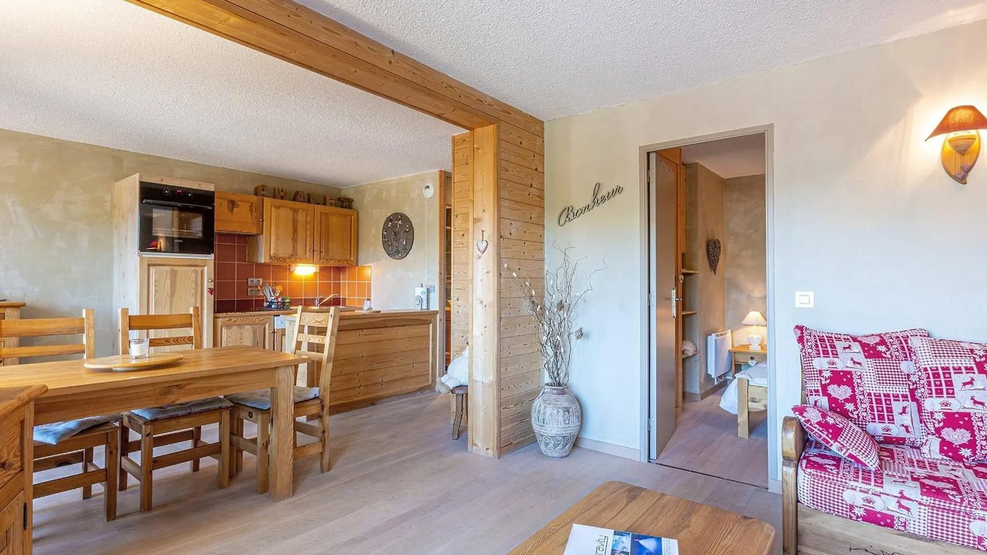 La Plagne: Appartement 3 Pieces, 6 Pers, Proche Centre & Pistes - Fr-1-353-145 فرنسا